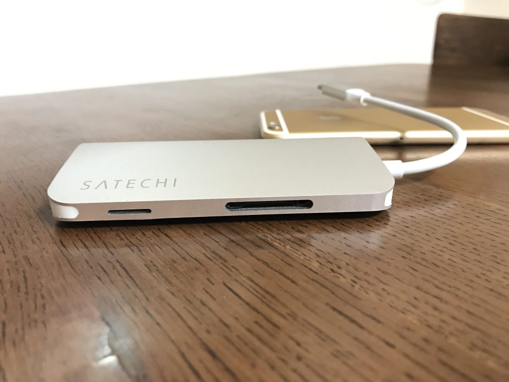 Satechi製USB-Cハブ