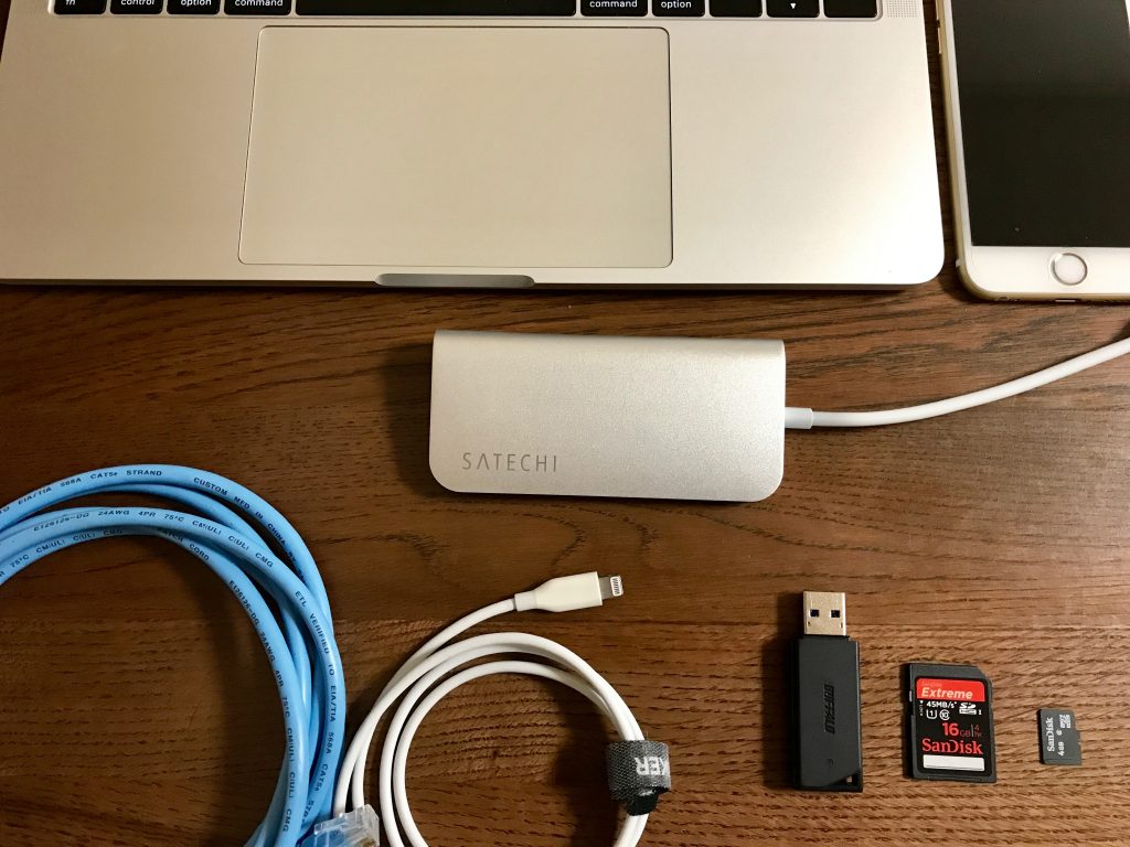 Satechi製USB-Cハブ
