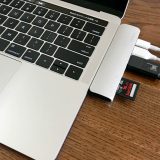 【レビュー】MacBook (Pro/Air)用USB-Cハブの大本命、Satechi USB-C アルミニウム Proハブの完成度が高い！