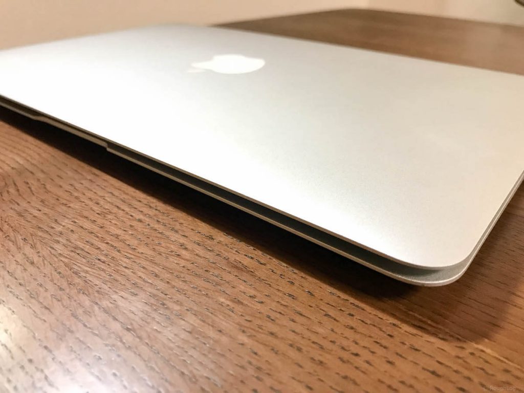 MacBook Air バッテリー膨張