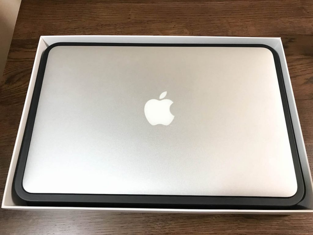 MacBook Airパッケージ