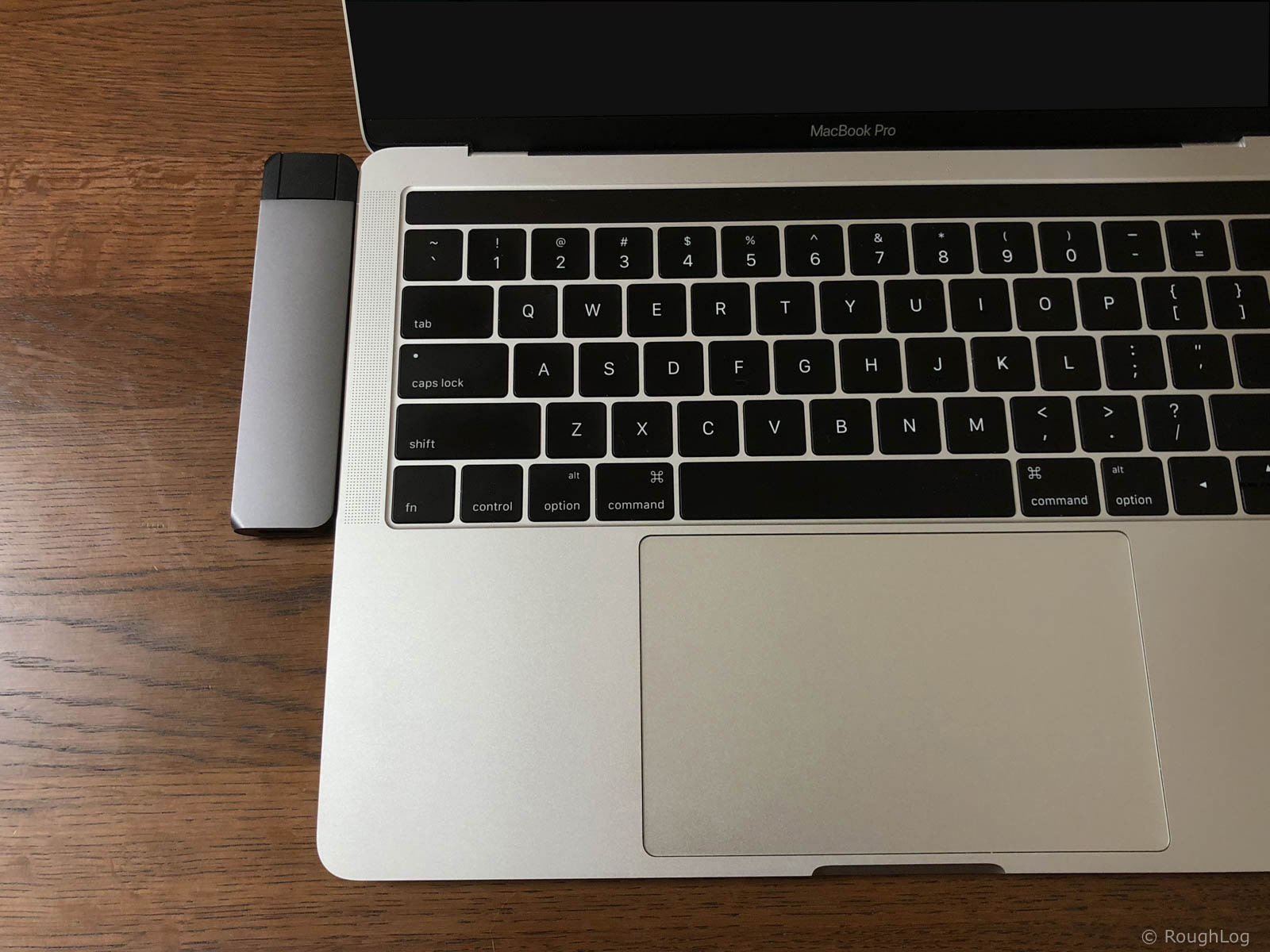 Satechi USB-C Pro ハブとMacBook Pro