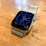 セルラーモデルを選んで大正解。Apple Watchのステンレススチールはオンオフ使いやすい美しさ。
