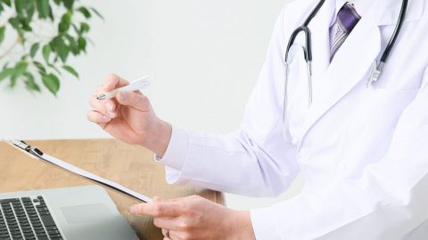 喉の痛みを一晩で治したい！簡単にできる７つの対処方法